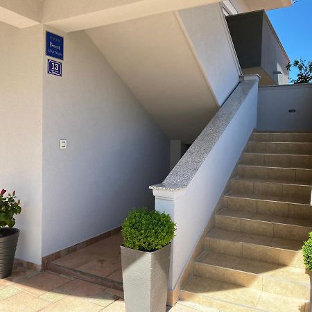 Apartments Nada Sukošan Eksteriør bilde